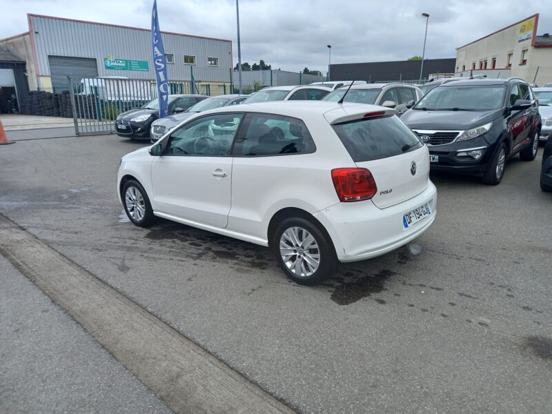 VOLKSWAGEN POLO V 2014
