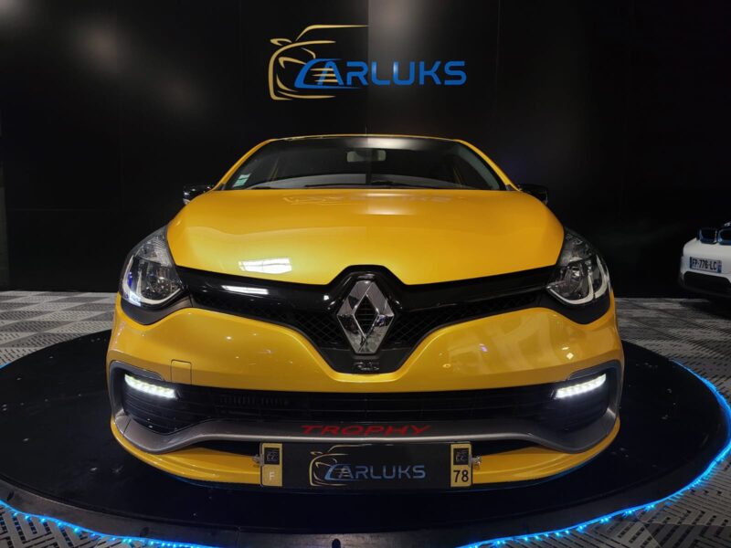 RENAULT CLIO IV 1.6 RS Trophy 220 cv RS MONITOR / SIEGE CHAUFFANTS / CAMERA