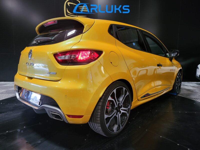 RENAULT CLIO IV 1.6 RS Trophy 220 cv RS MONITOR / SIEGE CHAUFFANTS / CAMERA