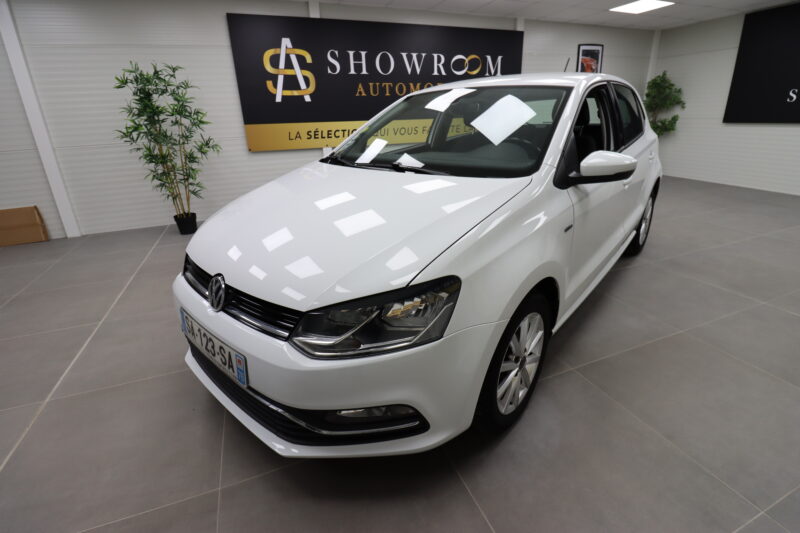 VOLKSWAGEN POLO V 2015
