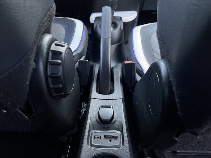 RENAULT TWINGO 3 III 0.9 TCE 90 Cv COSMIC / BOITE AUTO CAMERA RECUL GPS BLUETOOTH 5 Pt Garantie6mois