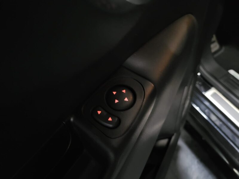 FIAT 500 ABARTH 595 Competizione 1.4 T-Jet 180cv Dualogic 3p // TOIT OUVRANT/BLUETOOTH/RADAR-AR