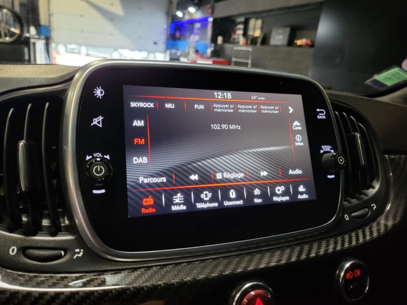 FIAT 500 ABARTH 595 Competizione 1.4 T-Jet 180cv Dualogic 3p // TOIT OUVRANT/BLUETOOTH/RADAR-AR