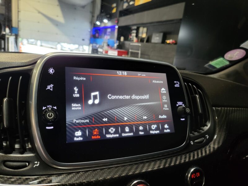 FIAT 500 ABARTH 595 Competizione 1.4 T-Jet 180cv Dualogic 3p // TOIT OUVRANT/BLUETOOTH/RADAR-AR