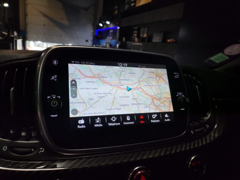 FIAT 500 ABARTH 595 Competizione 1.4 T-Jet 180cv Dualogic 3p // TOIT OUVRANT/BLUETOOTH/RADAR-AR