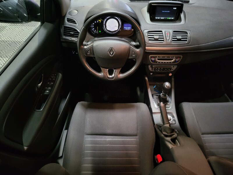 RENAULT MEGANE III 1.2 TCe 130cv Limited 5p // PREMIERE MAIN/GPS/BLUETOOTH/RADAR-AR