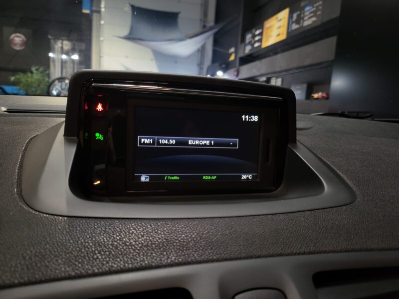 RENAULT MEGANE III 1.2 TCe 130cv Limited 5p // PREMIERE MAIN/GPS/BLUETOOTH/RADAR-AR