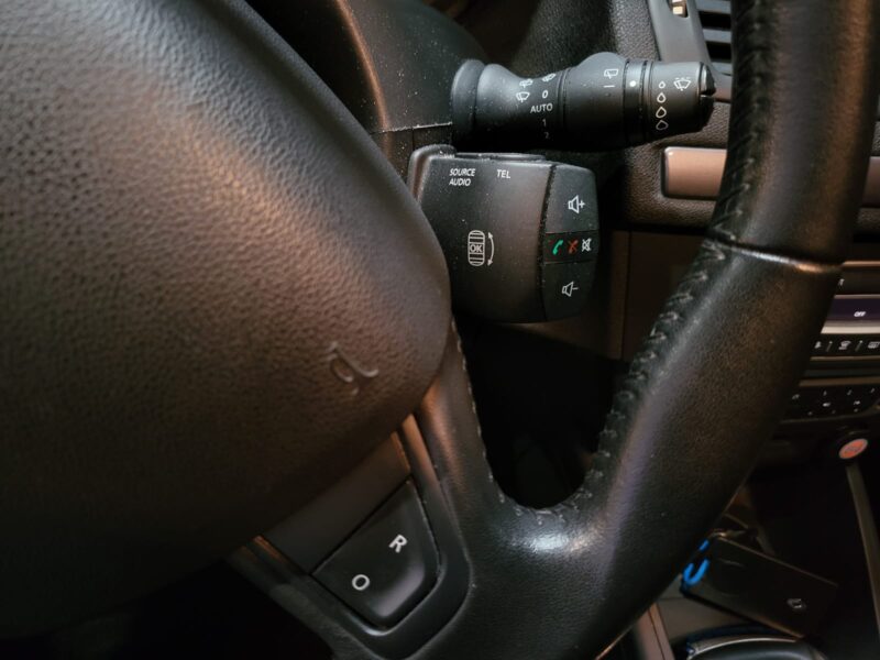 RENAULT MEGANE III 1.2 TCe 130cv Limited 5p // PREMIERE MAIN/GPS/BLUETOOTH/RADAR-AR