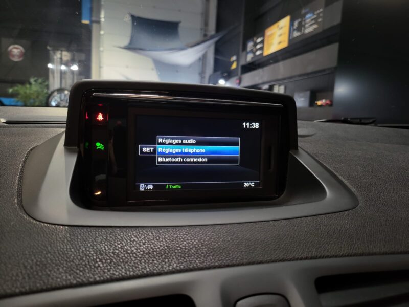 RENAULT MEGANE III 1.2 TCe 130cv Limited 5p // PREMIERE MAIN/GPS/BLUETOOTH/RADAR-AR