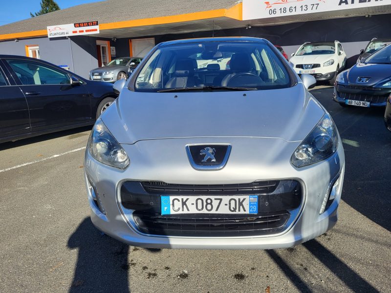 PEUGEOT 308 2012