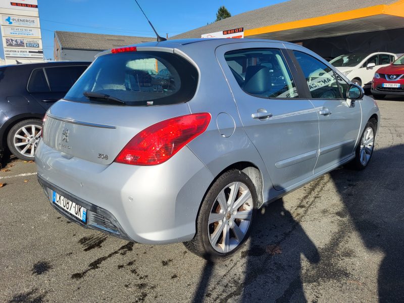 PEUGEOT 308 2012