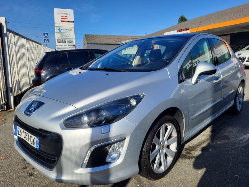 PEUGEOT 308 2012