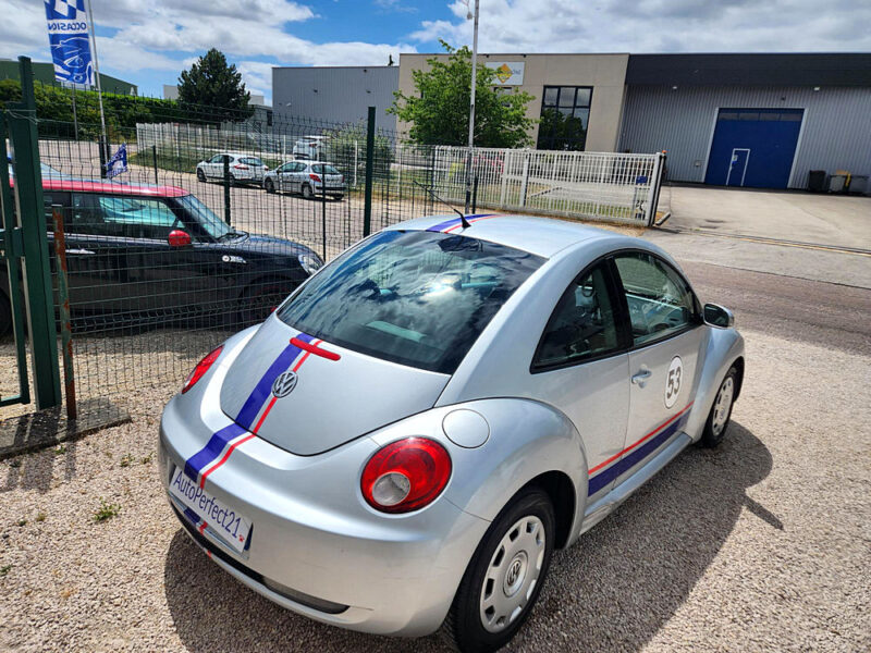 VOLKSWAGEN NEW BEETLE 2006