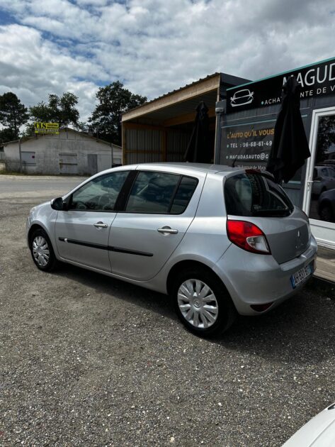 RENAULT CLIO 2009