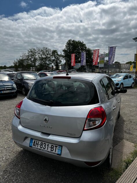 RENAULT CLIO 2009