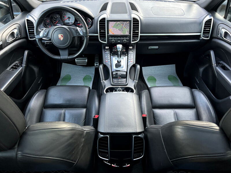PORSCHE CAYENNE II S 4.8 V8 400 Cv 29 800 Kms 1ERE MAIN ORIGINE FRANCE / TOIT OUVRANT CRIT AIR 1