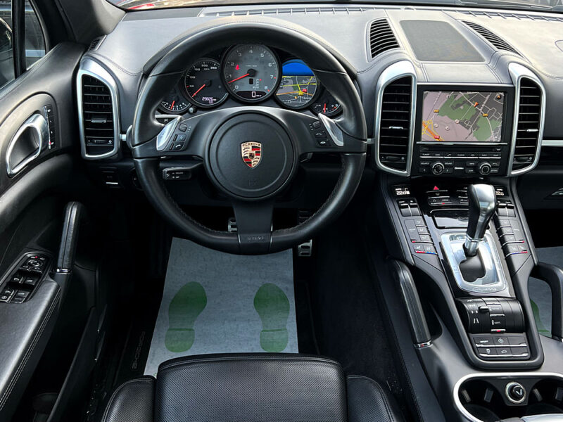 PORSCHE CAYENNE II S 4.8 V8 400 Cv 29 800 Kms 1ERE MAIN ORIGINE FRANCE / TOIT OUVRANT CRIT AIR 1