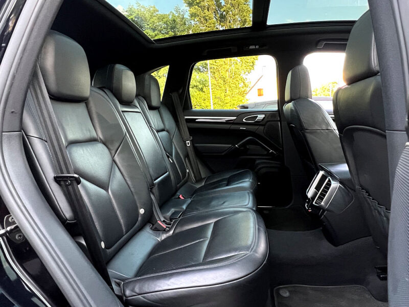 PORSCHE CAYENNE II S 4.8 V8 400 Cv 29 800 Kms 1ERE MAIN ORIGINE FRANCE / TOIT OUVRANT CRIT AIR 1