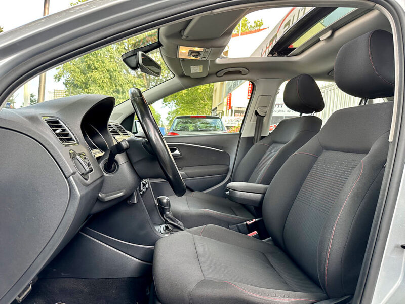 VOLKSWAGEN POLO V 2017