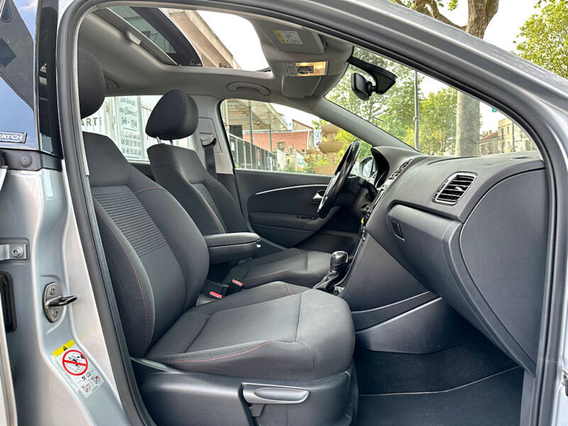 VOLKSWAGEN POLO V 2017