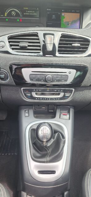 RENAULT MEGANE SCENIC 2014