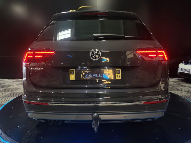 VOLKSWAGEN TIGUAN II 2.0 TDI 150cv Carat Exclusive DSG7 // TOIT OUVRANT/ATTELAGE/APPLE CARPLAY/ANDRO