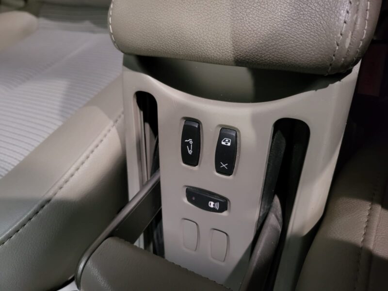 RENAULT MEGANE CC 1.9 dCi 130cv Privilège BVM6 3p // PREMIERE MAIN/CAPOTE ELECTRIQUE/RADAR-AR