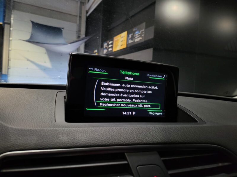 AUDI Q3 2.0 TDI 150cv Ultra Ambiente S-Tronic7 Quattro // SIEGES CHAUFFANT/RADAR-AR/BLUETOOTH