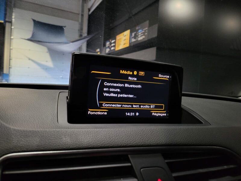 AUDI Q3 2.0 TDI 150cv Ultra Ambiente S-Tronic7 Quattro // SIEGES CHAUFFANT/RADAR-AR/BLUETOOTH