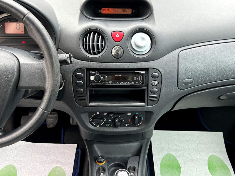 CITROEN C3 EXCLUSIVE 1.4 75 CV CLIMATISATION KIT BLUETOOTH 5 PORTES - Garantie1an