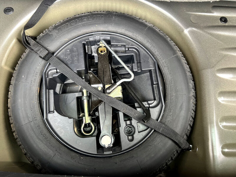 CITROEN C3 EXCLUSIVE 1.4 75 CV CLIMATISATION KIT BLUETOOTH 5 PORTES - Garantie1an