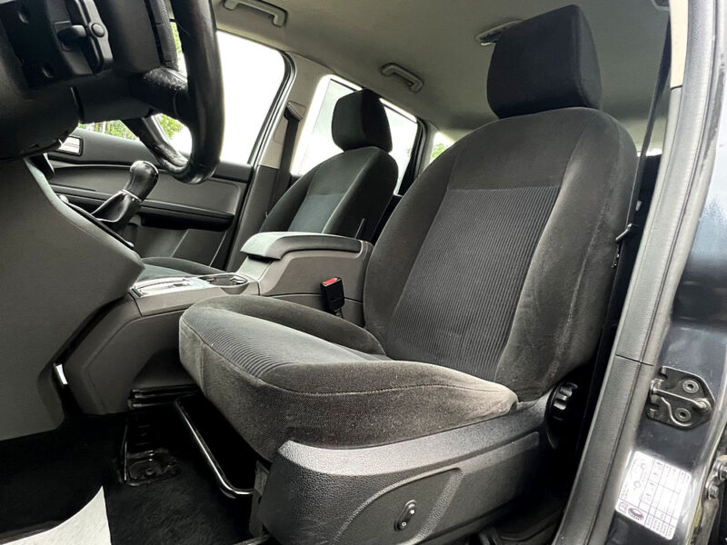 FORD C-MAX FOCUS GHIA 1.6 Ti 115 Cv ECRAN TACTILE BLUETOOTH REGULATEUR - Garantie1an