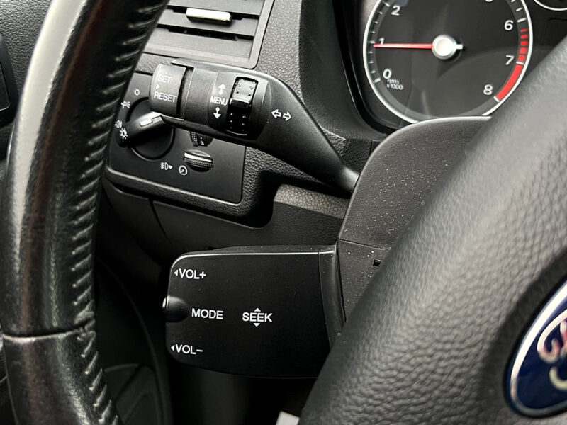 FORD C-MAX FOCUS GHIA 1.6 Ti 115 Cv ECRAN TACTILE BLUETOOTH REGULATEUR - Garantie1an