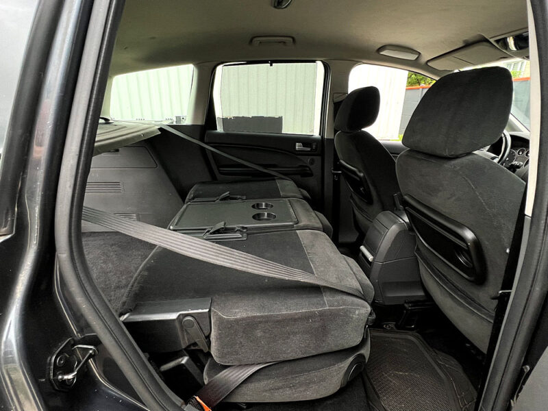 FORD C-MAX FOCUS GHIA 1.6 Ti 115 Cv ECRAN TACTILE BLUETOOTH REGULATEUR - Garantie1an