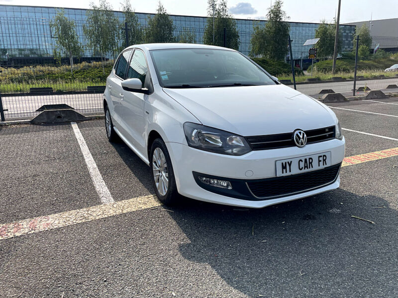 VOLKSWAGEN POLO V 2013