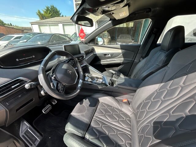 PEUGEOT 3008  GT  2.0 BlueHDi 180  181cv