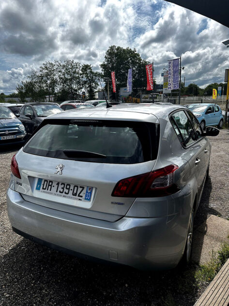 PEUGEOT 308 II 2015