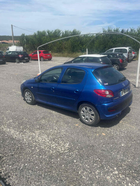 PEUGEOT 206+ 2010