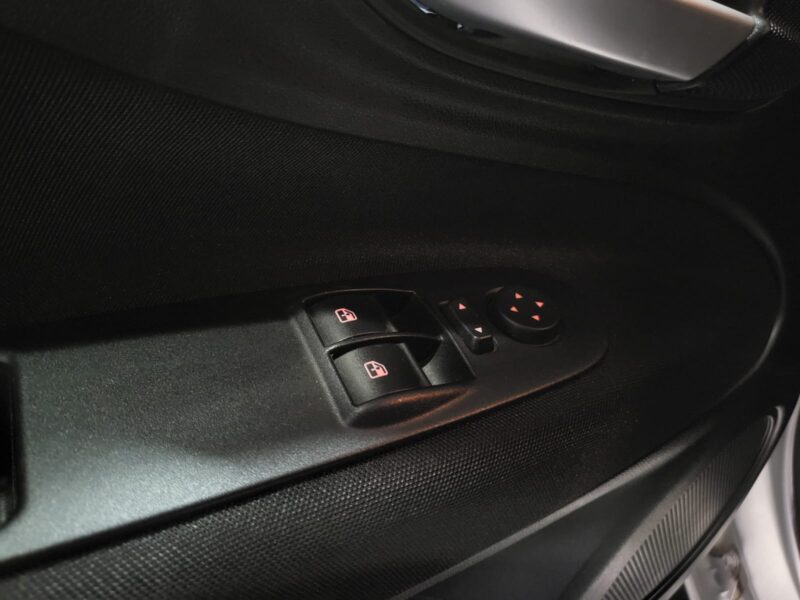 FIAT PUNTO EVO 1.2 8V 69cv Italia 5p // DISTRIBUTION NEUVE/COURROIE ACCESOIRE NEUVE/ENTRETIEN A JOUR