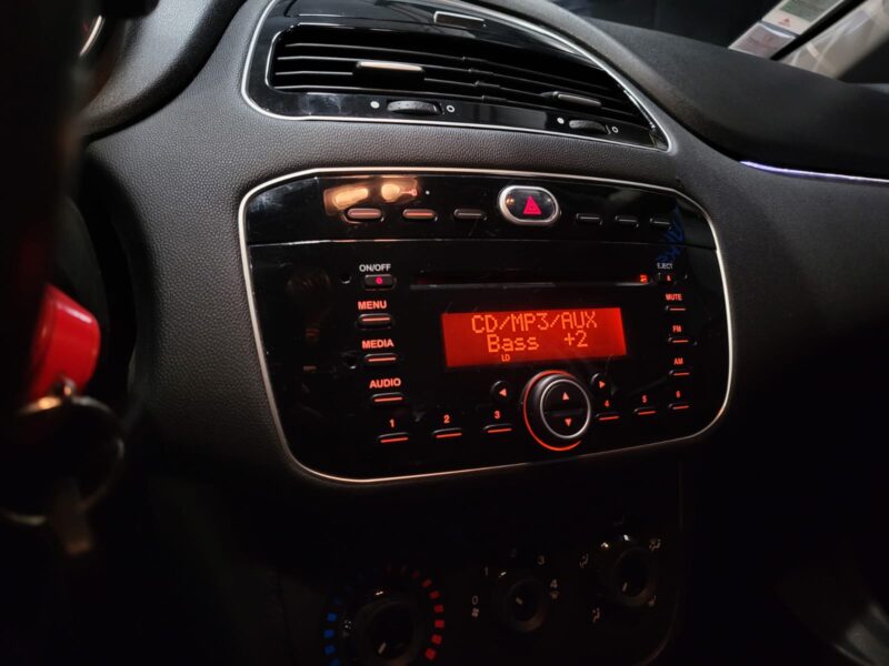 FIAT PUNTO EVO 1.2 8V 69cv Italia 5p // DISTRIBUTION NEUVE/COURROIE ACCESOIRE NEUVE/ENTRETIEN A JOUR