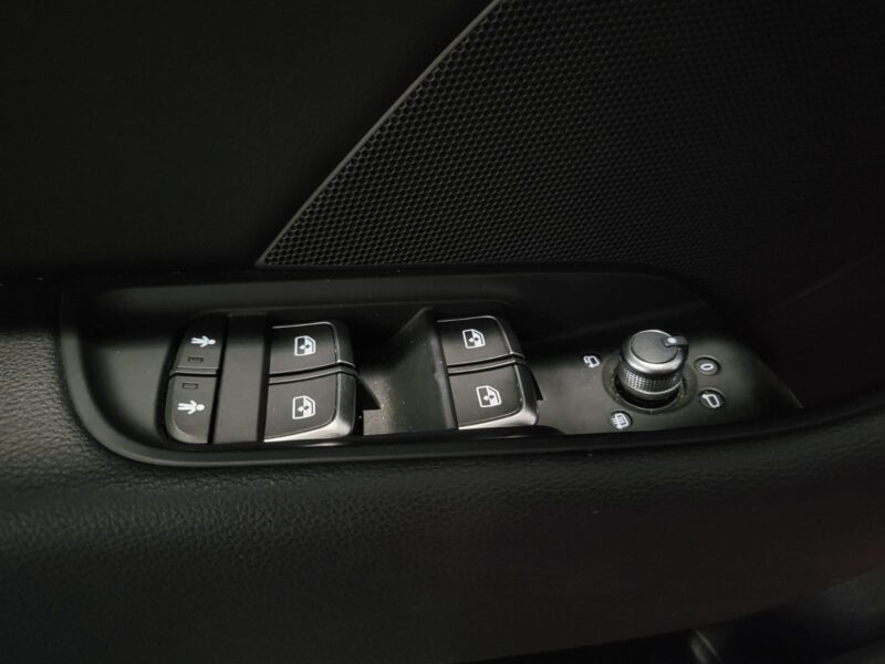 AUDI A3 SPORTBACK 1.4 TFSI 150cv Design BVM6 5p // BLUETOOTH/RADAR-AR/DRIVE SELECT