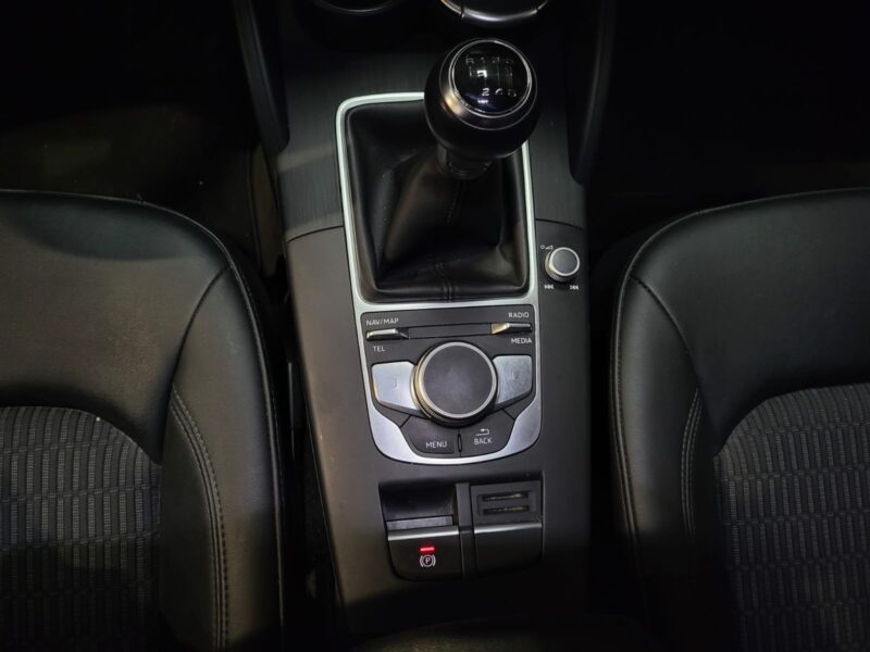 AUDI A3 SPORTBACK 1.4 TFSI 150cv Design BVM6 5p // BLUETOOTH/RADAR-AR/DRIVE SELECT