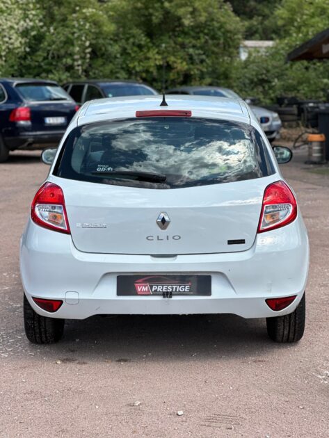 RENAULT CLIO III 2013
