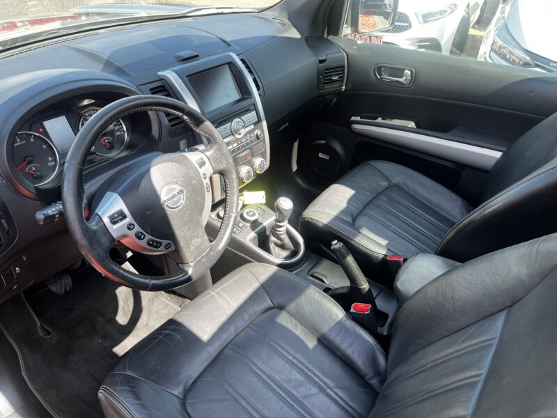 NISSAN X-TRAIL II 2012