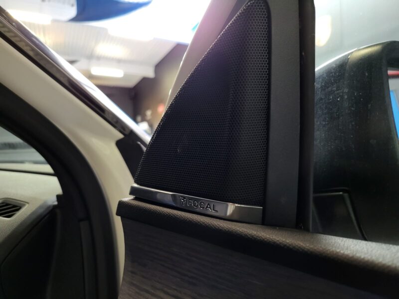 PEUGEOT 3008 GT HYBRID4 EAT8 300 / TO + FOCAL + CAMERA + SIEGE CHAFFANT ET MASSANT