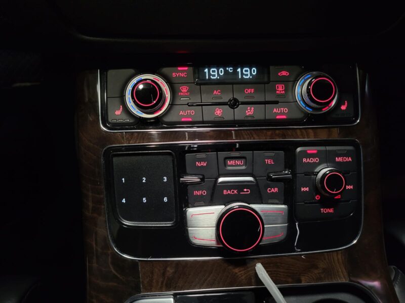 AUDI A8 V6 3.0 TDI 250cv Quattro Tiptronic // CAMERA/SIEGES CHAUFFANTS/TOIT OUVRANT