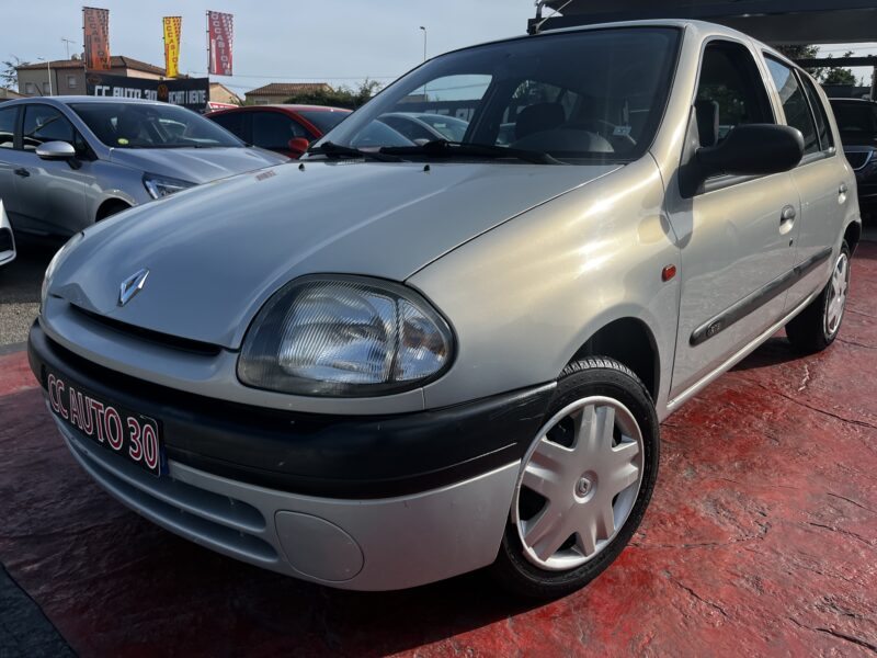 RENAULT CLIO II 2000