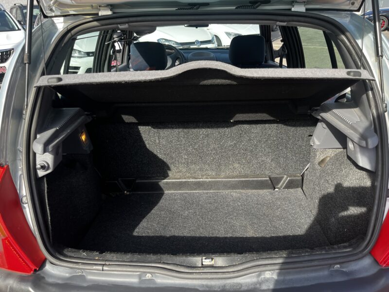 RENAULT CLIO II 2000