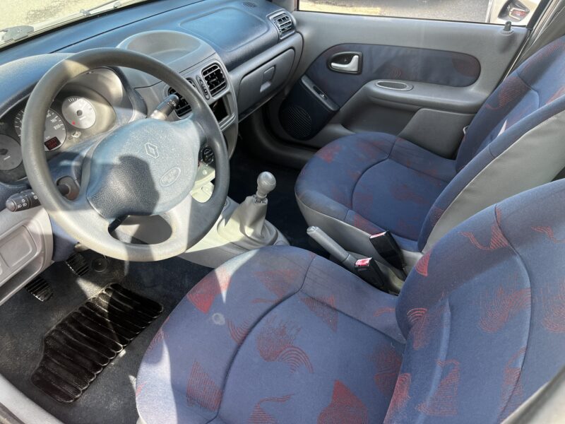 RENAULT CLIO II 2000