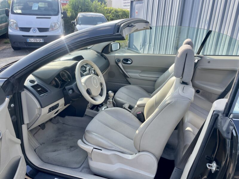 RENAULT MEGANE II Coupé-Cabriolet 2006